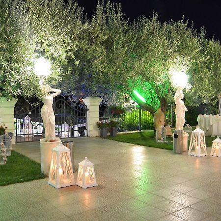 מלון Mirabella Imbaccari Parco Degli Ulivi מראה חיצוני תמונה
